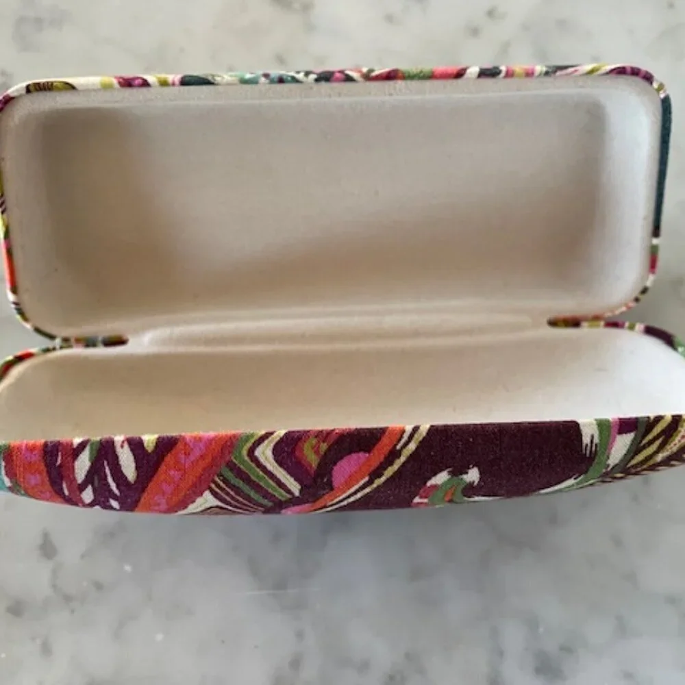 VERA BRADLEY Heirloom Paisley Hard Clam Shell Eye Glass Case Retired